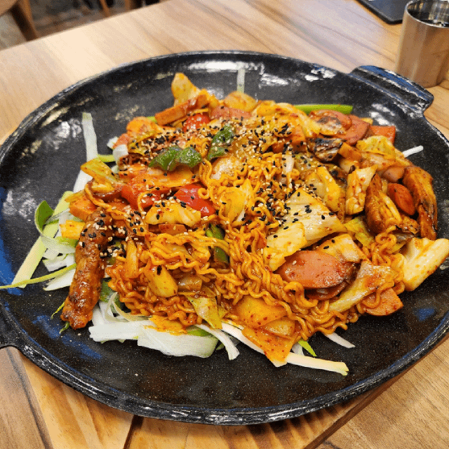  의정부가볼만한곳 의정부 부대찌개 오뎅식당 더가든!