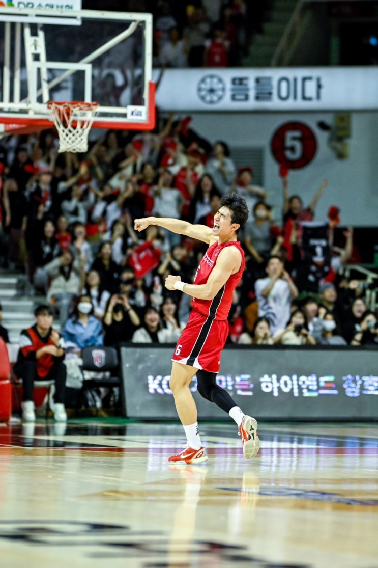 접전 끝에 이루어진 4연승 질주! <b>현대모비스</b>에 87-84 승리