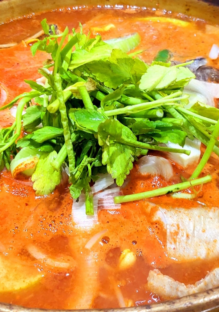  [연산동]시원하고 칼칼한 국물맛이 일품인 연산동 동태탕 맛집 '아리집'