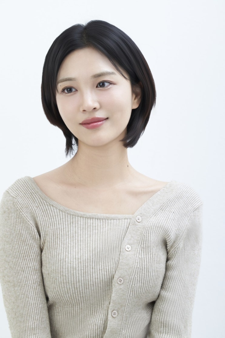  신사프로필사진｜ 자연스러운 프로필 <모맨틱스튜디오> 촬영 후기