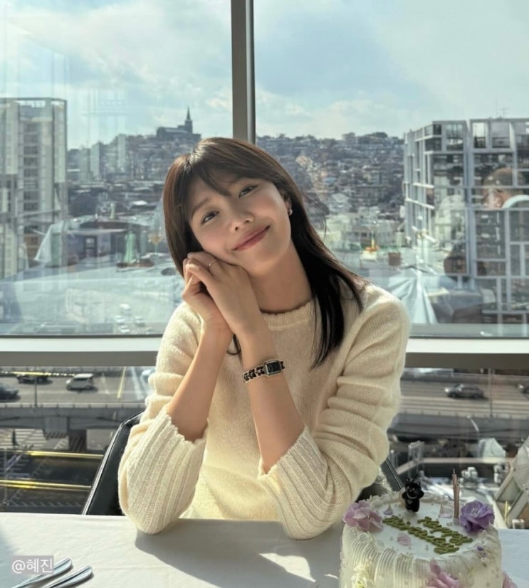 정경호와 13년째 <b>연애</b>중인 <b>소녀시대</b> 수영 명품시계 얼마야?