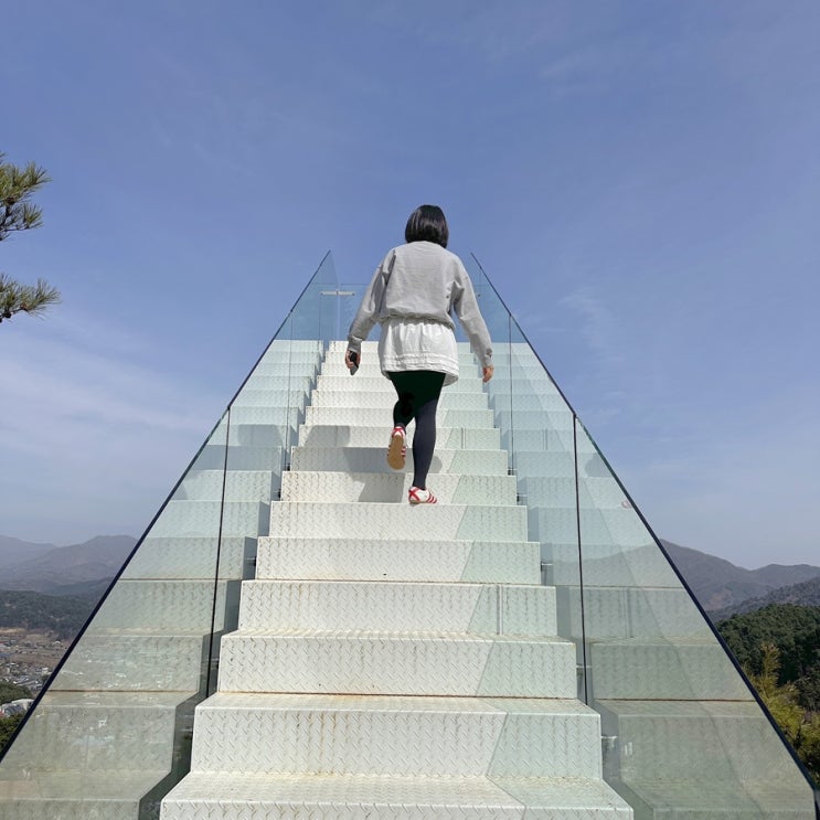  가평카페 인생 샷 명소, 가평 구름산카페 행복한 순간을 담다.