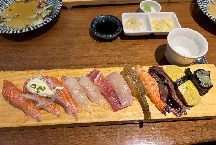  안암오거리 고려대학생들이 줄서서 먹는 초밥 맛집 <스시미소>(특초밥)