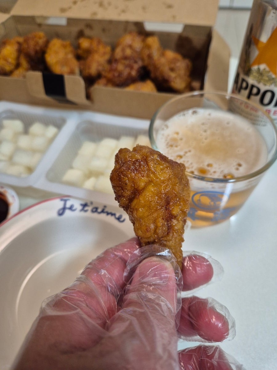 교촌치킨 아주대점 사진 6