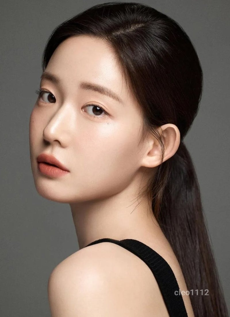 너무 예뻐) 여고생이라 해도 믿는다는 97년생 28살 최고 동안 배우의 정체.jpg : 네이버 블로그