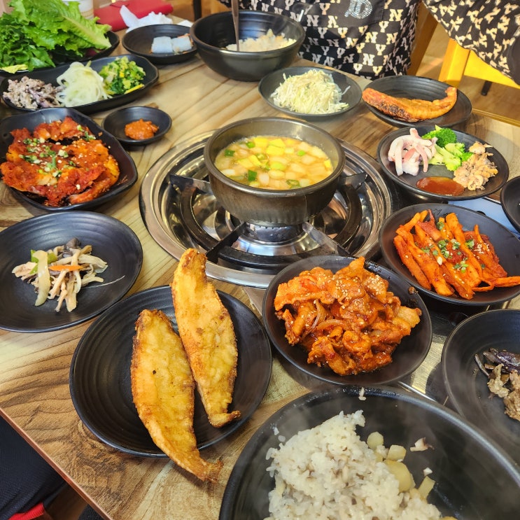  중랑구 장미축제 한정식 맛집 가족들과 함께 가기 좋은 '산채가'
