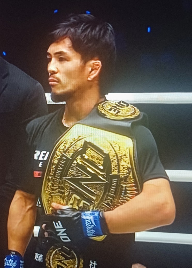  Yuya Wakamatsu, '원챔피언십 MMA 플라이급 챔피언' 등극