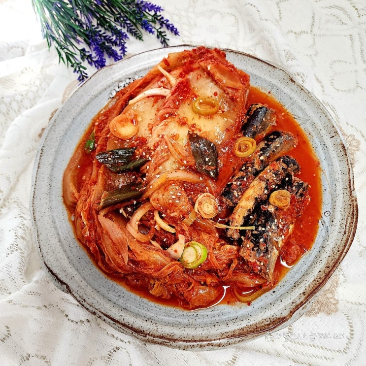  꽁치김치찜 만들기 꽁치통조림 김치찌개 비린내 없이 통조림요리