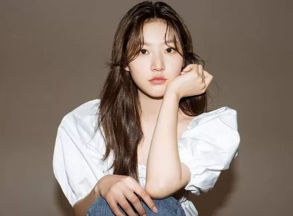 "김새론, 자해 치료비 없어 지인에 부탁"… 녹취록 추가 공개