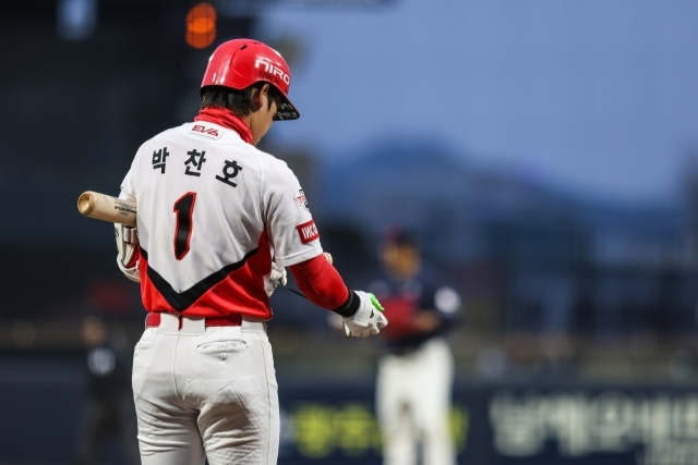 <b>김도영</b> 이어 <b>박찬호</b>까지 무릎 <b>부상</b>! <b>KIA</b> 타이거즈 유격수 복귀... 