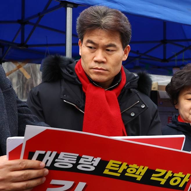 전한길, 윤석열 <b>대통령 탄핵</b> 반대 <b>발언</b> 이후 "가장 친한 친구가... 