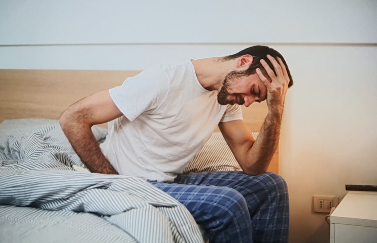  누우면 or 앉았다 일어나면 어지러움 증상 원인 뭘까? 어지럼증 이유