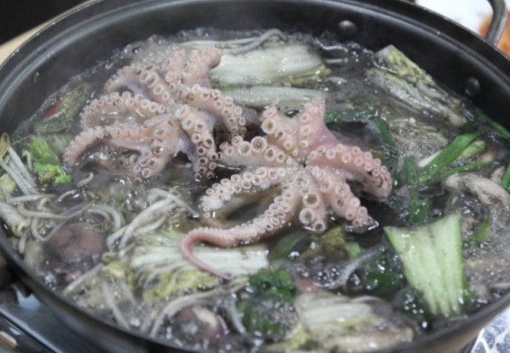  생생정보 영등포시장 봄의 황제 생물 쭈꾸미 샤부샤부 맛집