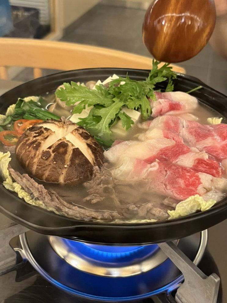  송파구 잠실 몽촌토성역 술집 석촌호수 근처 데이트 한식 맛집 싱어리