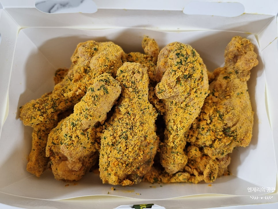 BHC치킨 고산점 사진 6