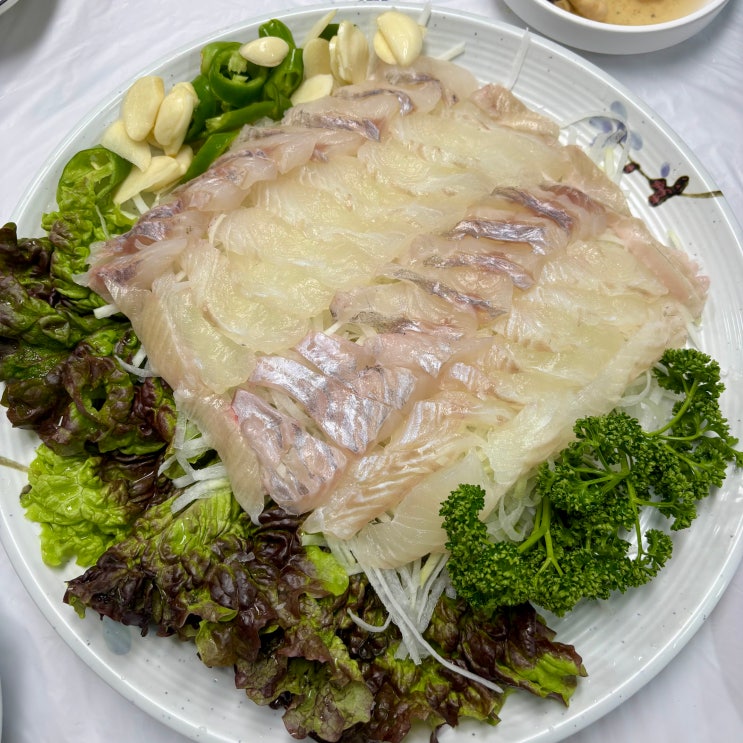  동두천 생연동 조개탕과 푸짐한 스끼다시 나오는 가성비 횟집 - 삼성회수산