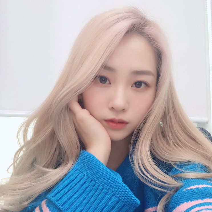  봄을 닮은 로맨틱한 2동탄 미용실의 애쉬핑크