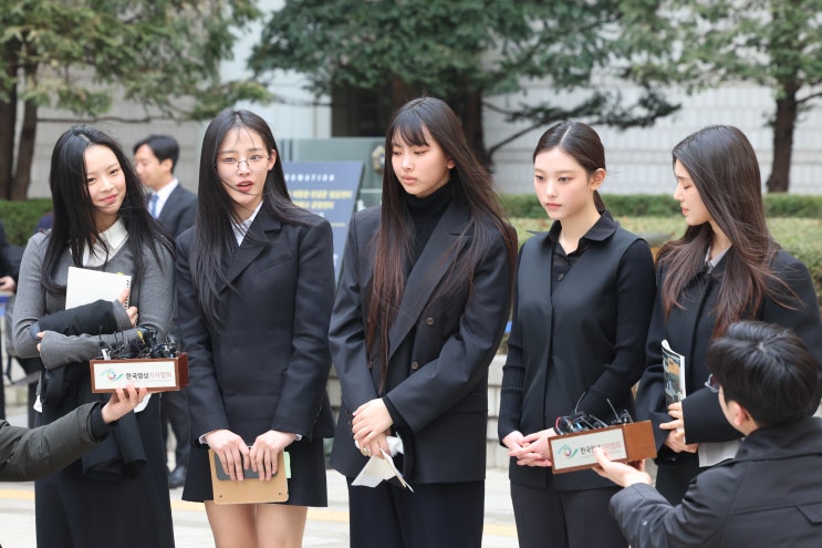 "<b>독자 활동</b> 불가" 가처분 인용한 법원…<b>뉴진스</b>의 미래는 어떻게... 