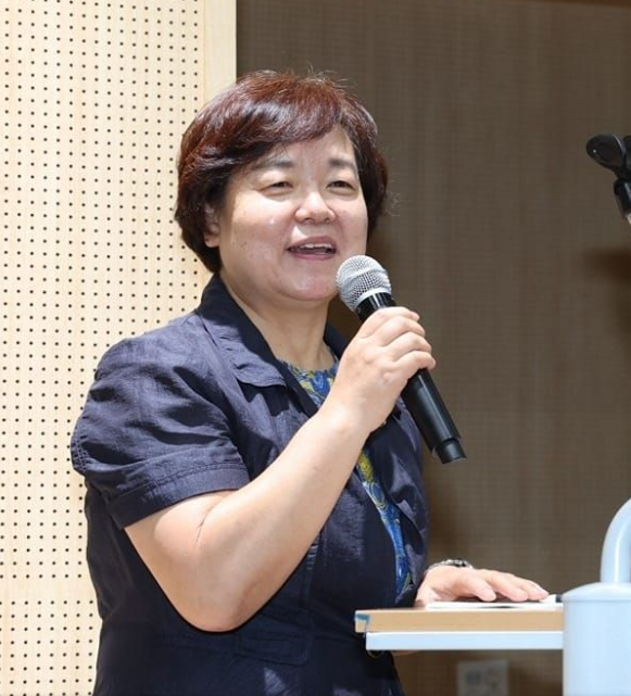 고향 학력 성향 경력,윤 <b>대통령 비판</b>,총동문회 회장단 사퇴 촉구