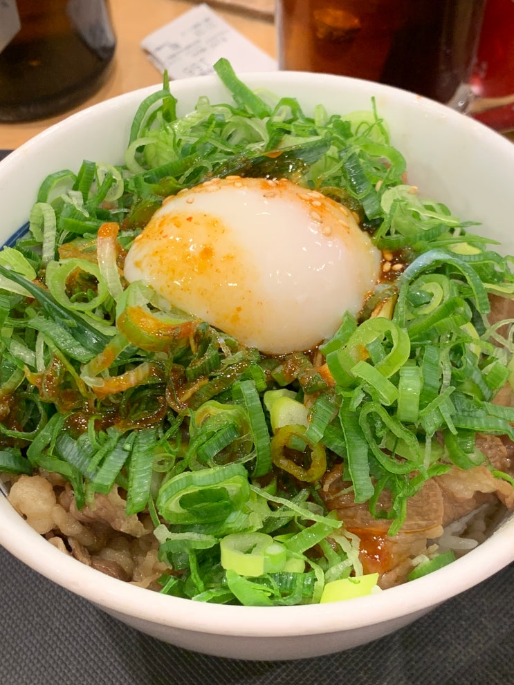  일본 오사카 [마쓰야(마츠야)규동맛집] 파올려진 소고기덮밥 추천