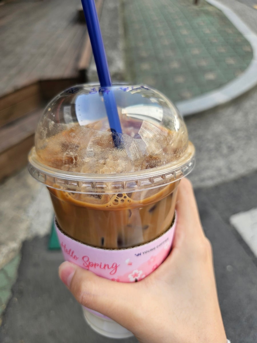 영커피 대구유천점 사진 4
