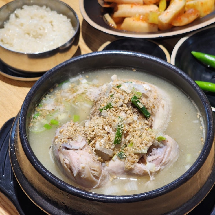  은평구 삼계탕맛집 명월황금누룽지백숙 가족모임 식당 추천