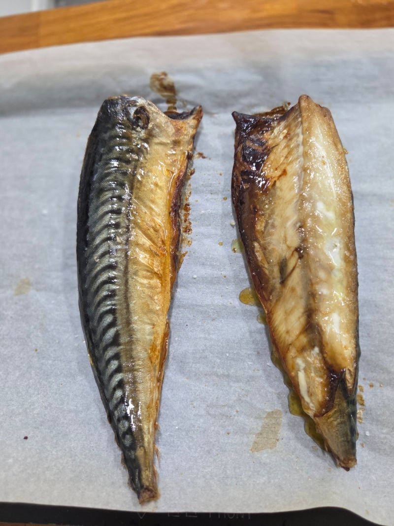 코스트코 생물고등어 오븐에 맛있게 굽는 법 ㅣ 해동없이 구워도 OK! 껍질 vs 살쪽 방향 비교 ....