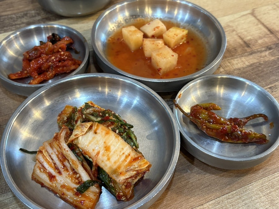 콩뿌리 전주콩나물국밥 철산점 사진 2