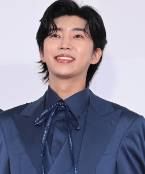 <b>임영웅 세금 체납</b>으로 51억 메세나폴리스 펜트하우스 압류 이슈