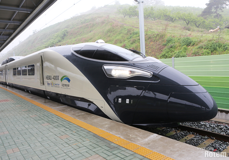  시속 400km 초고속철도 시대에 무엇이 말들어질까?
