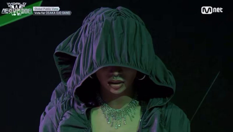 TWICE Momo's sister joins Street Woman Fighter 3 as an Osaka Ojo Gang member (Hirai Hana profile)