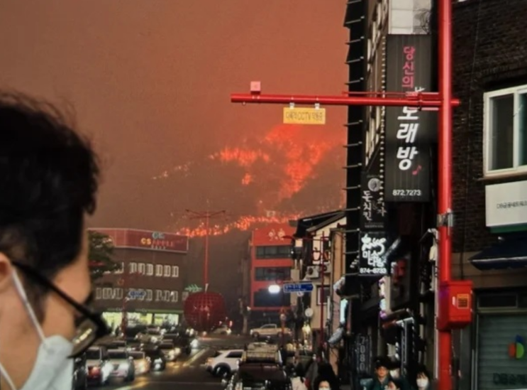  안동 산불, 세계문화유산 병산서원 3km 앞까지.. 긴장 속 주민 대피령 발령