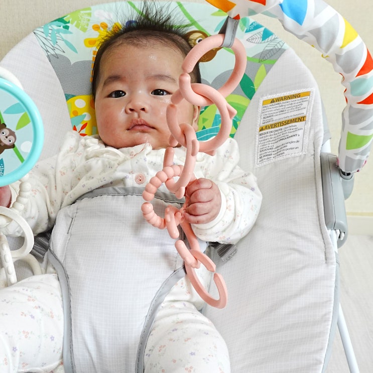  100일 3 4개월 시기 아기 소근육 고리 장난감 심통 추천