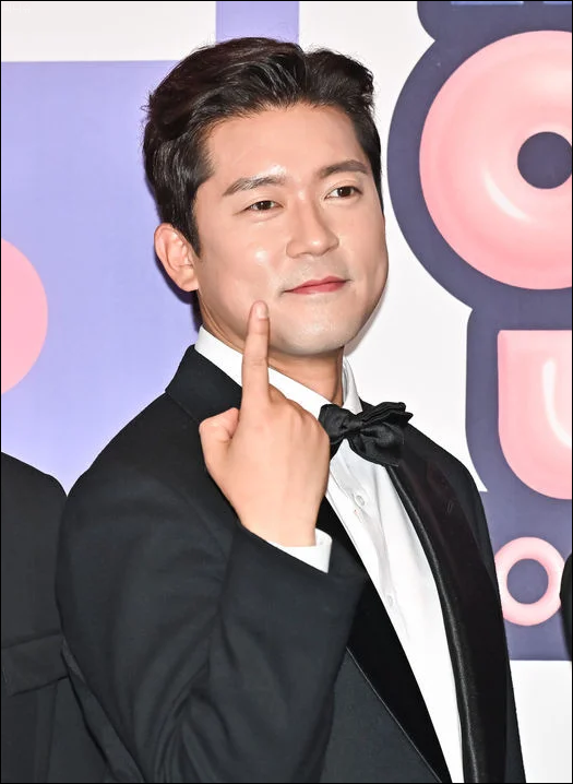 <b>김대호 억대 계약금</b> 사실 이수근 증언 나도 받아보지 못한 금액... 