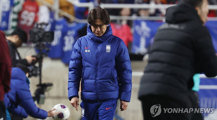 2026 북중미 월드컵 본선, 일본·이란은 확정. 홍명보가 이끄는 한국은 팔레스타인 덕에 ‘간신히’ B조 1위 유지 2026 북중미 월드컵 본선, 일본·이란은 확정. 홍명보가 이끄는 한국은 팔레스타인 덕에 ‘간신히’ B조 1위 유지