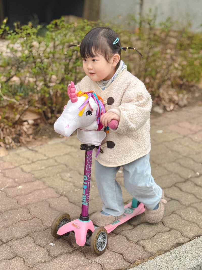 마이크로킥보드 미니 유니콘 인형으로 안전하게!