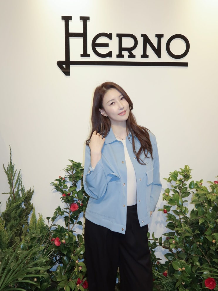에르노 HERNO 청담 매장 여성 명품 바람막이, 자켓 착용 & SS25 프레스데이 후기
