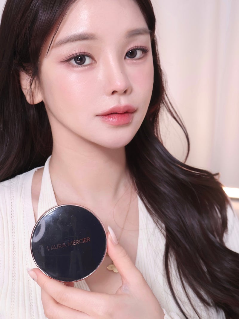 빛나는 광채피부 로라 메르시에 톤업 쿠션 추천
