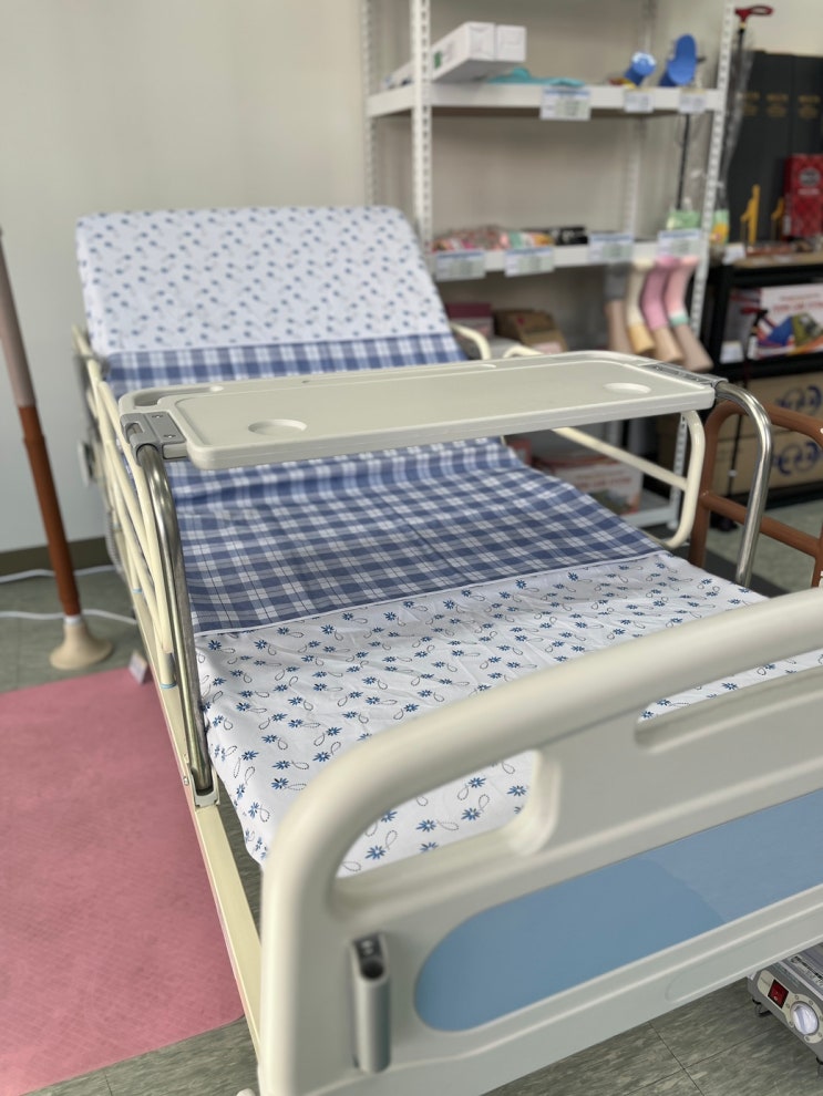  김포 장기요양등급받은 어르신과 보호자에게 전동침대, 병원침대, 환자용침대가 필요한 이유