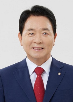 국민의힘 국방위원, <b>서해 중국</b> '불법 <b>구조물</b>' 철거하라!... 