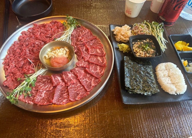  아산 탕정 지중해마을 맛집 꽃시반반 꽃시육회
