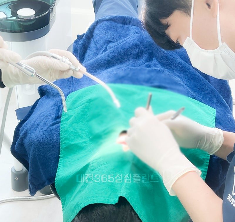 대전주말치과에서 임플란트 수술도 가능한가요?