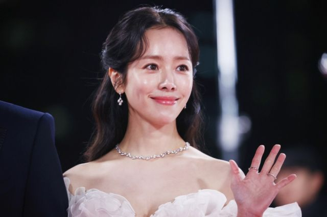  배우 한지민 '협박·모욕'한 30대 여성…검찰 송치