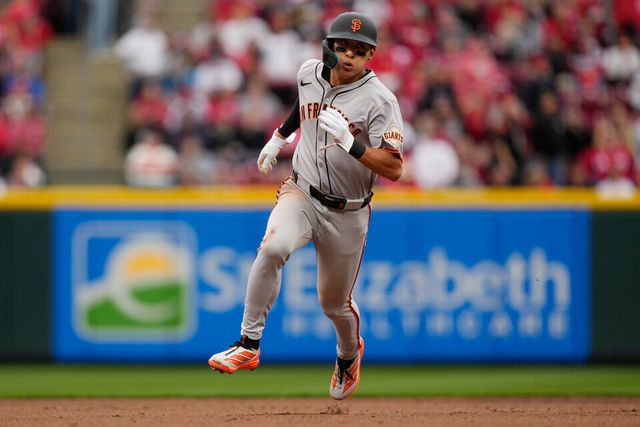  이정후, 2025 MLB 개막전서 2볼넷 2득점 활약… 샌프란시스코는 6-4 역전승