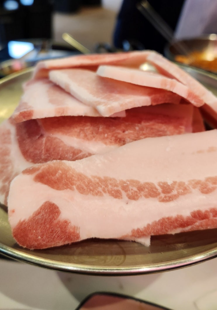 퀄리티있는 냉삼겹살집  신사냉삼촌 하남미사점