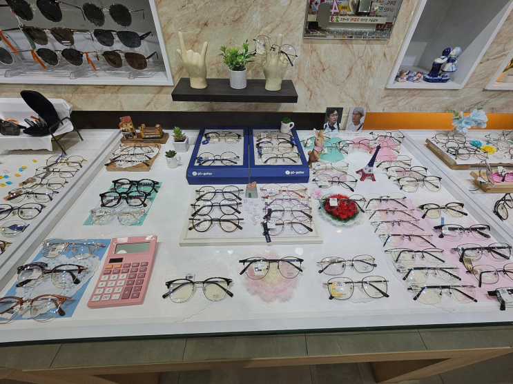  눈 피로 완화에 최적화된 전주삼천동렌즈, k비젼안경 완산소방서점