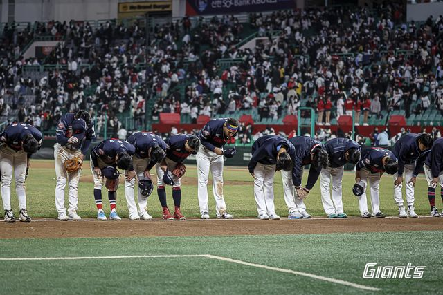  '단독 꼴찌' 롯데, 처참한 타격에 3연패 수렁…한방 없이 헛방만 날렸다 [부산 현장]