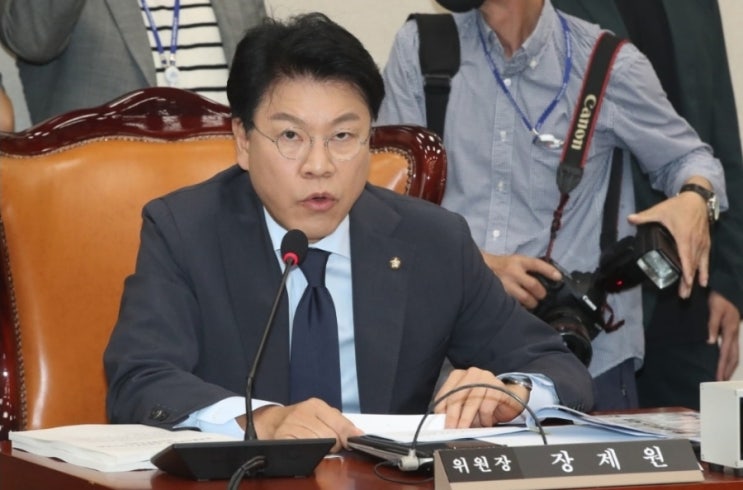 <b>장제원 성폭행 경찰 조사</b>, 사건의 전말과 여파