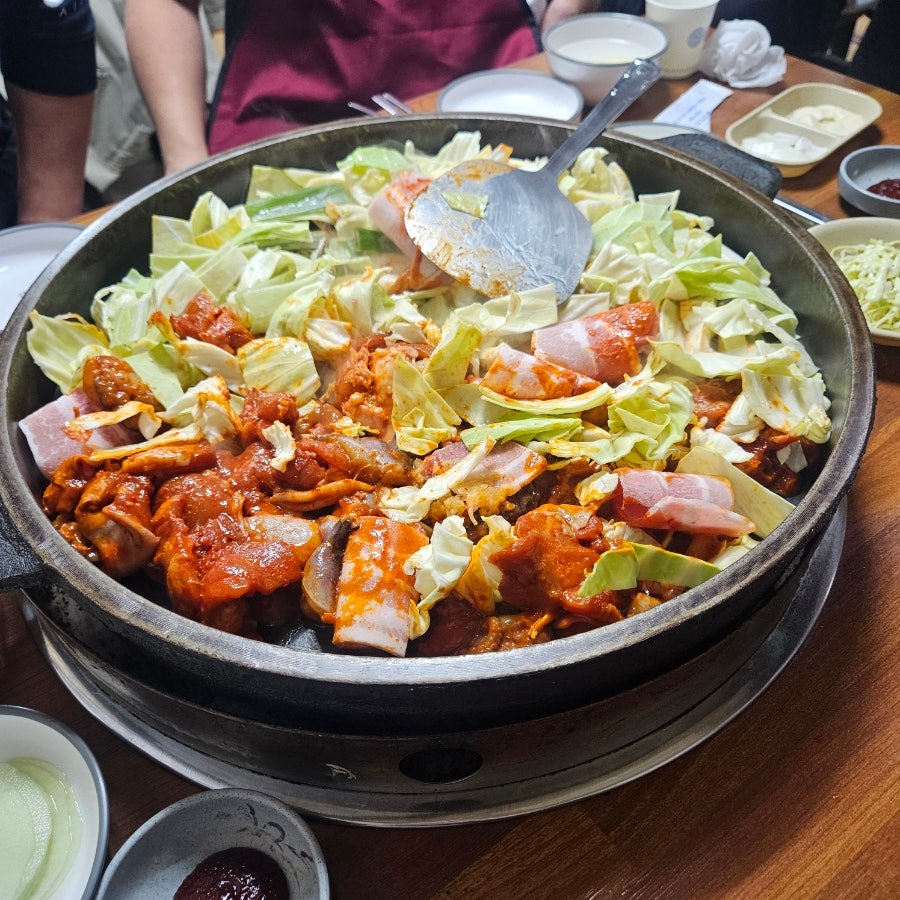 궁중닭갈비쭈꾸미 홍천점 사진 3