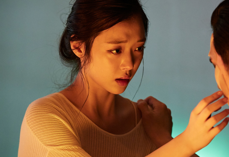 <b>김수현 설리</b> '<b>리얼</b>', 베드신과 나체신 강요? 설리 유가족 입장문... 